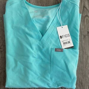 FIGS Catarina One-Pocket Scrub Top in Fresh Aqua, NWT, Small